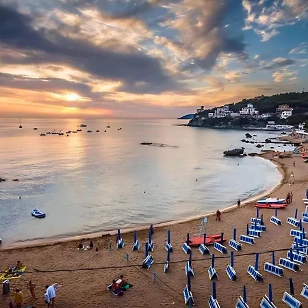 Star View Apartment With Pool Apartment Castiglioncello